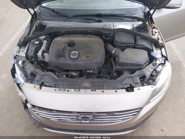 Volvo S60 T5 Premier 2015 YV126MFK8F1336080 Image 10