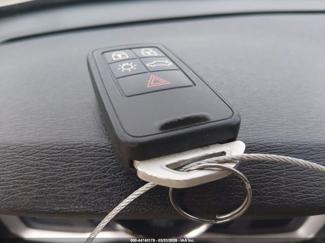 Volvo S60 T5 Premier 2015 YV126MFK8F1336080 Image 11