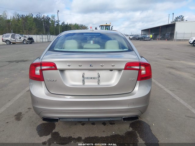 Volvo S60 T5 Premier 2015 YV126MFK8F1336080 Image 17