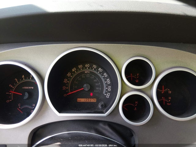 2010 Toyota Tundra Grade 5.7l V8 მანქანა იყიდება აუქციონზე, vin: 5TFEY5F1XAX082145, აუქციონის ნომერი: 44740193