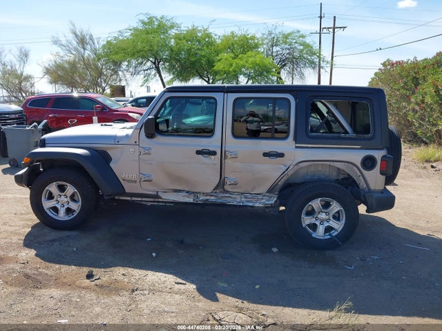 1C4HJXDGXJW125280 Jeep Wrangler Unlimited Sport S 4x4