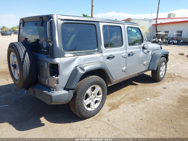 1C4HJXDGXJW125280 Jeep Wrangler Unlimited Sport S 4x4