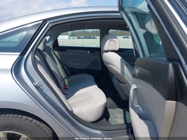 Продаж на аукціоні авто 2015 Hyundai Sonata Se, vin: 5NPE24AF1FH001289, номер лоту: 44740214