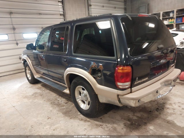 2000 FORD EXPLORER 1FMZU84PXYZB31375 Photo 2