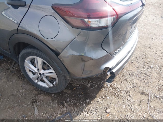 44740228 :رقم المزاد ، 3N1CP5BV8NL499612 vin ، 2022 Nissan Kicks S Xtronic Cvt مزاد بيع