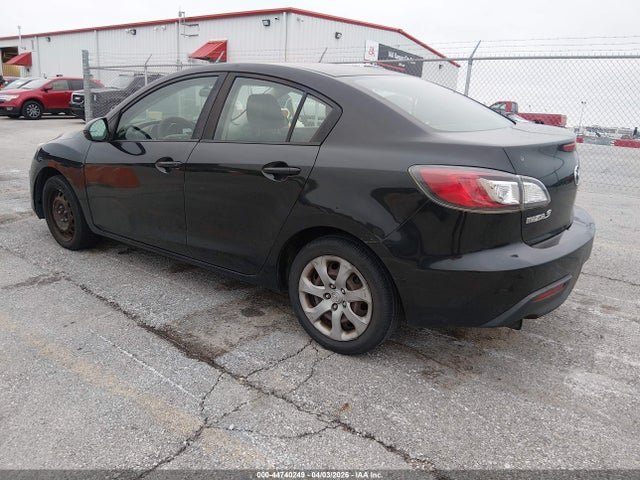 2011 Mazda Mazda3 I Sport მანქანა იყიდება აუქციონზე, vin: JM1BL1UG8B1458525, აუქციონის ნომერი: 44740249