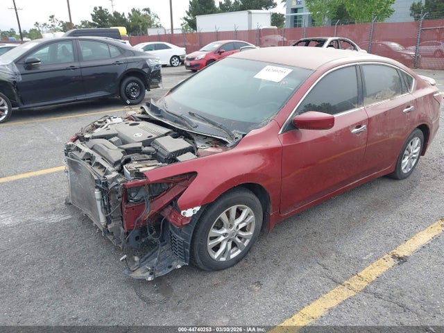 Nissan Altima 2.5 S 2015 1N4AL3AP3FC150349 Image 2