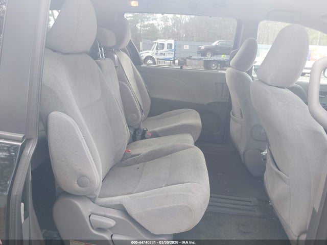 2016 TOYOTA SIENNA 5TDKK3DC8GS755011 Photo 7