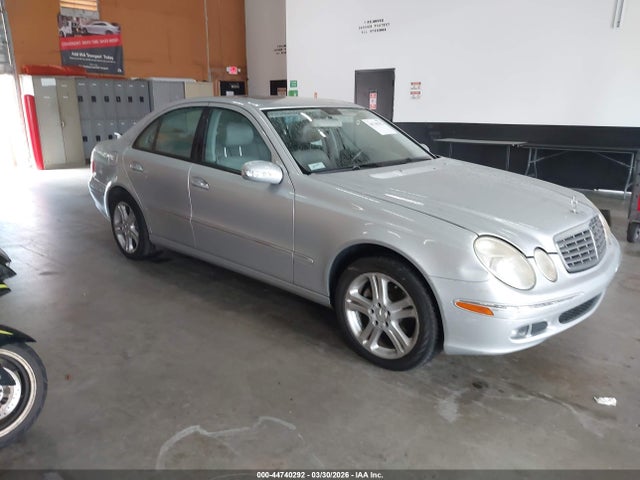44740292 :رقم المزاد ، WDBUF56J16A933727 vin ، 2006 Mercedes-benz E 350 مزاد بيع