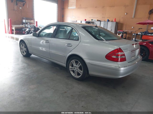 44740292 :رقم المزاد ، WDBUF56J16A933727 vin ، 2006 Mercedes-benz E 350 مزاد بيع