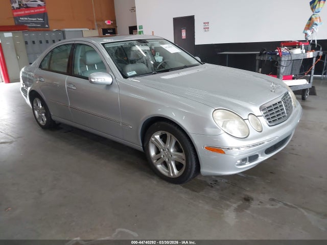 44740292 :رقم المزاد ، WDBUF56J16A933727 vin ، 2006 Mercedes-benz E 350 مزاد بيع