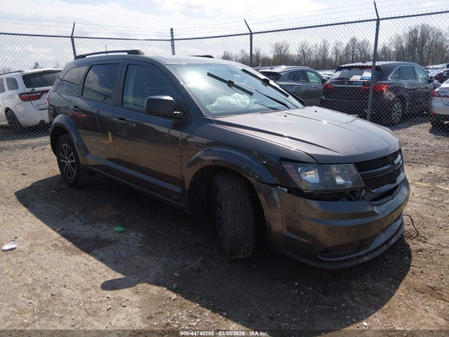 Auction sale of the 2018 Dodge Journey Se, vin: 3C4PDCAB3JT533226, lot number: 44740295