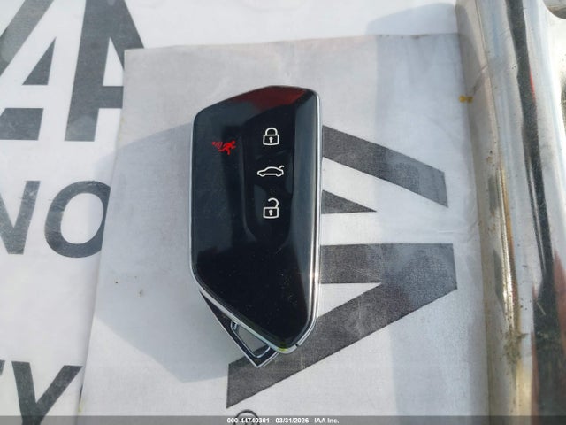 2022 Volkswagen Id.4 Pro მანქანა იყიდება აუქციონზე, vin: WVGRMPE2XNP049831, აუქციონის ნომერი: 44740301