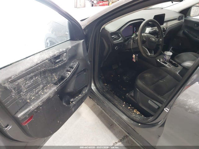 1FMCU9GN0SUA74937 Ford Escape Active