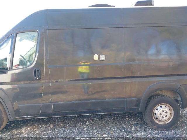 44740332 :رقم المزاد ، 3C6TRVCG0KE506454 vin ، 2019 Ram Promaster 2500 High Roof 136 Wb مزاد بيع