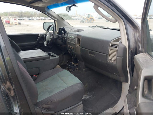 2004 Nissan Titan Xe მანქანა იყიდება აუქციონზე, vin: 1N6AA06A24N524970, აუქციონის ნომერი: 44740335