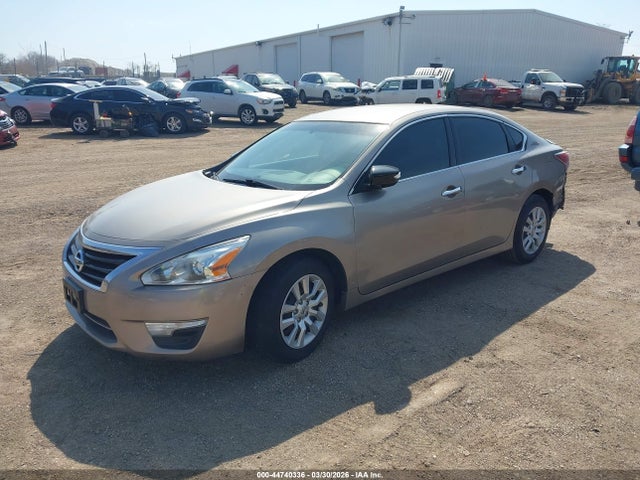 Продажа на аукционе авто 2015 Nissan Altima 2.5, vin: 1N4AL3AP7FC593040, номер лота: 44740336