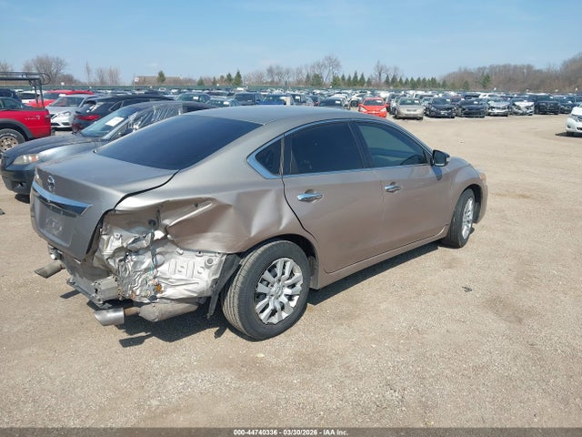 Продажа на аукционе авто 2015 Nissan Altima 2.5, vin: 1N4AL3AP7FC593040, номер лота: 44740336