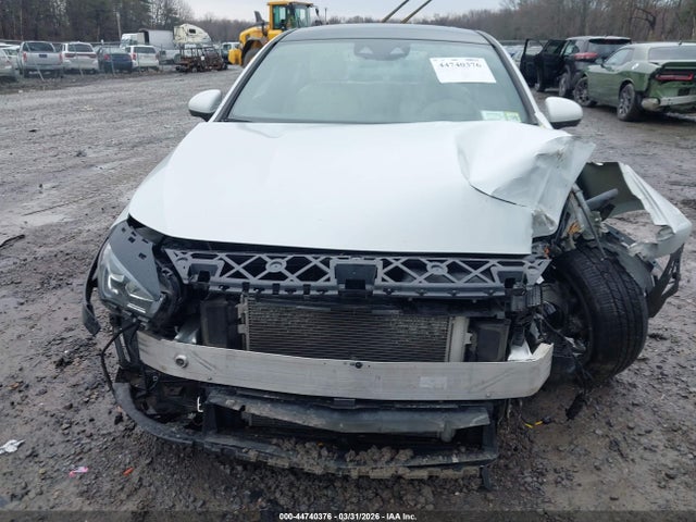 2021 Mercedes-benz Cla 250 4matic მანქანა იყიდება აუქციონზე, vin: W1K5J4HB6MN189266, აუქციონის ნომერი: 44740376
