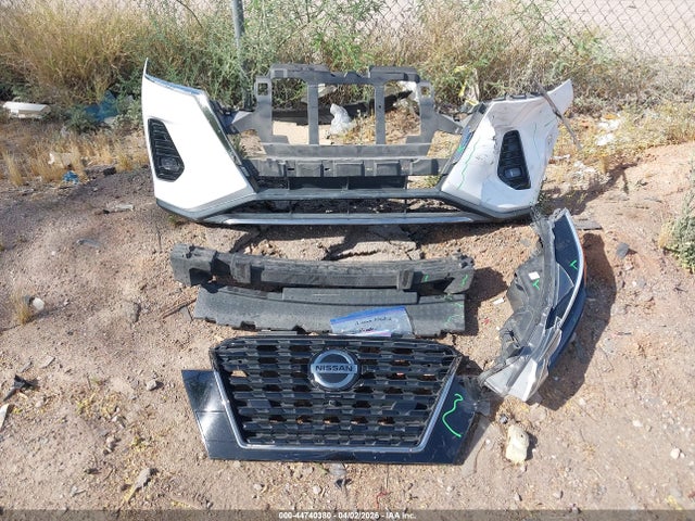 44740380 :رقم المزاد ، 3N1CP5DV7ML489097 vin ، 2021 Nissan Kicks Sr Xtronic Cvt مزاد بيع