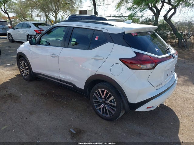 44740380 :رقم المزاد ، 3N1CP5DV7ML489097 vin ، 2021 Nissan Kicks Sr Xtronic Cvt مزاد بيع