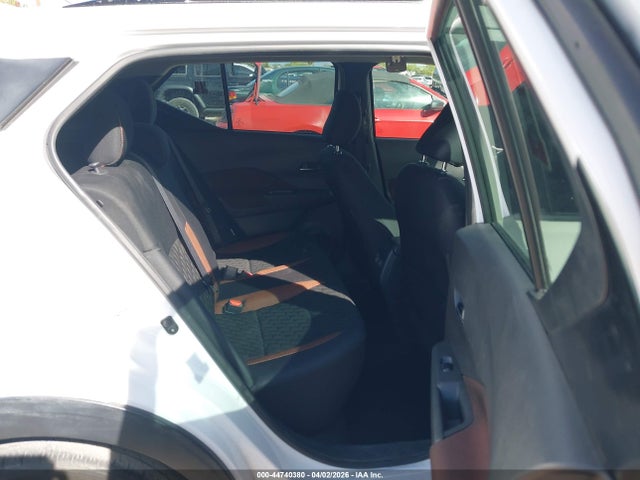 44740380 :رقم المزاد ، 3N1CP5DV7ML489097 vin ، 2021 Nissan Kicks Sr Xtronic Cvt مزاد بيع