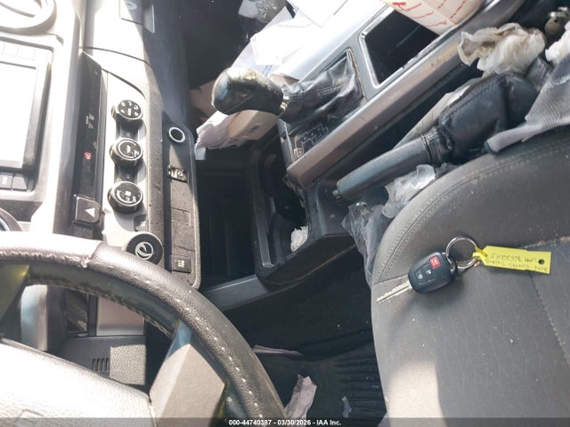 5TFRZ5CN9GX002283 Toyota Tacoma Sr5 V6