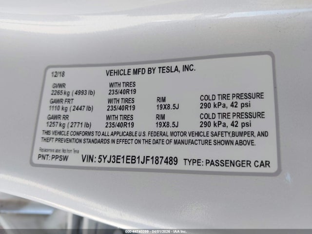 2018 TESLA MODEL 3 5YJ3E1EB1JF187489 Photo 8