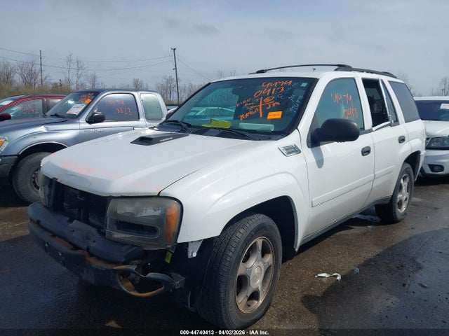 44740413 :رقم المزاد ، 1GNDT13S282261178 vin ، 2008 Chevrolet Trailblazer Fleet مزاد بيع