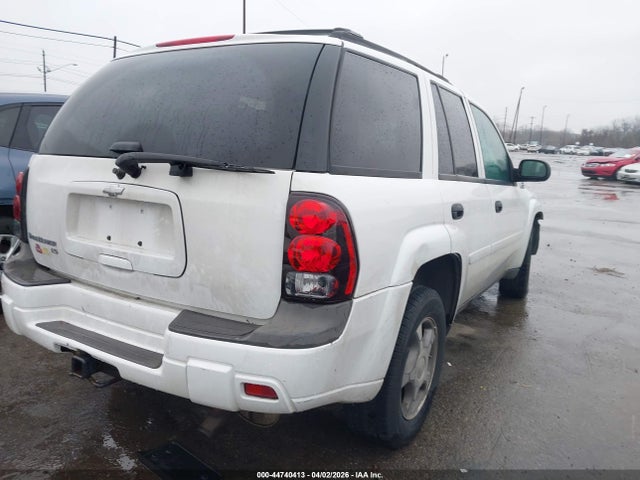 44740413 :رقم المزاد ، 1GNDT13S282261178 vin ، 2008 Chevrolet Trailblazer Fleet مزاد بيع