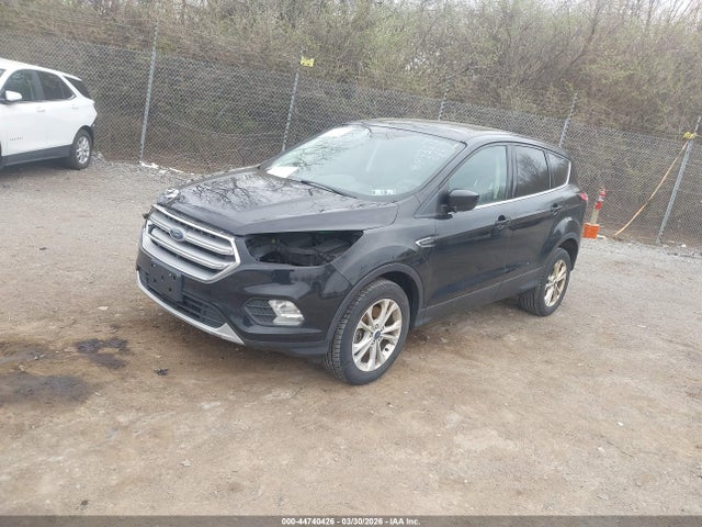 Ford ESCAPE SE 2017 1FMCU9GD3HUE44780 Image 2