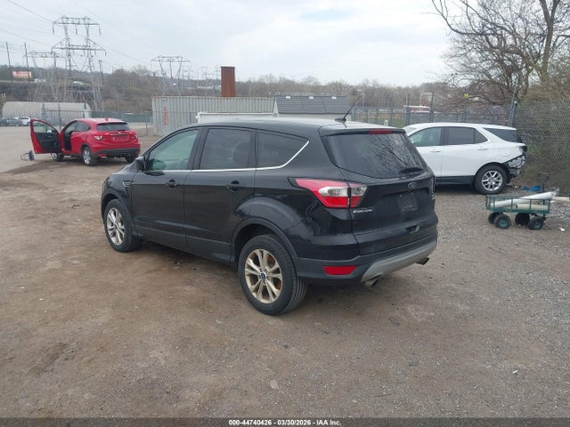 Ford ESCAPE SE 2017 1FMCU9GD3HUE44780 Image 3