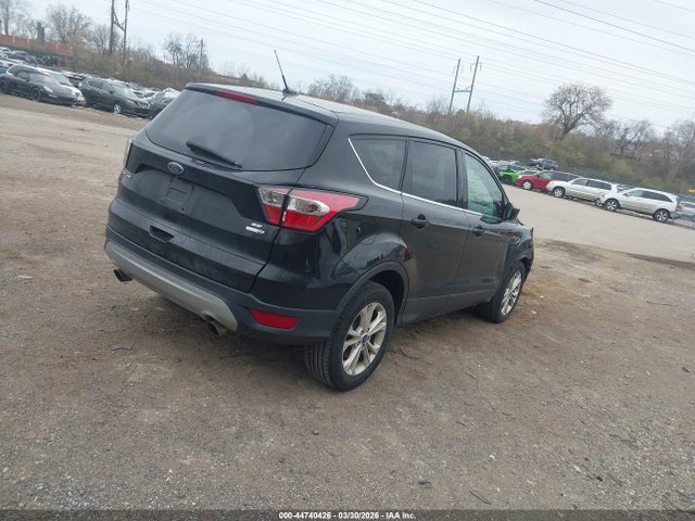 Ford ESCAPE SE 2017 1FMCU9GD3HUE44780 Image 4