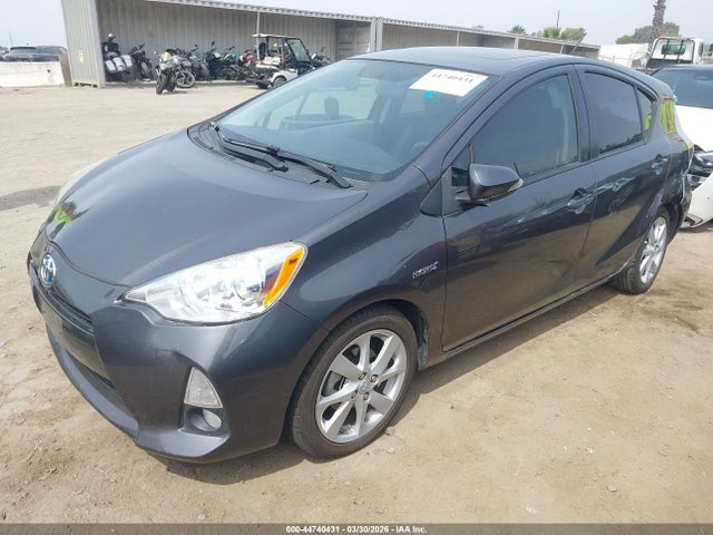 2012 TOYOTA PRIUS C JTDKDTB31C1006409 Photo 1