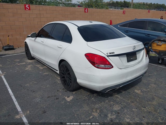 2015 MERCEDES-BENZ C 300 55SWF4JBXFU075359 Photo 2