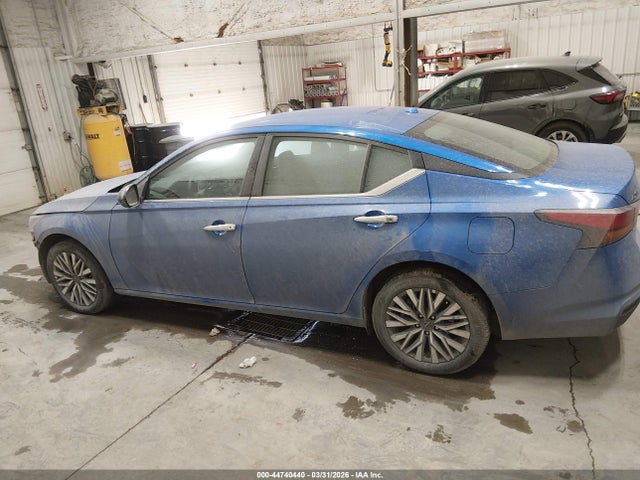1N4BL4DW3SN369923 Nissan Altima Sv Awd