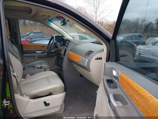 2008 CHRYSLER TOWN & COUNTRY 2A8HR64XX8R132289 Photo 4