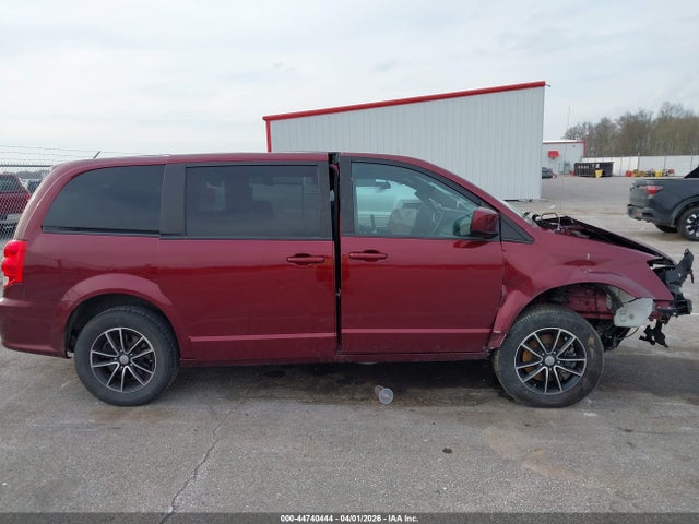 Auction sale of the 2019 Dodge Grand Caravan Gt, vin: 2C4RDGEGXKR553449, lot number: 44740444