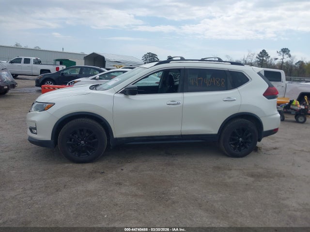 Nissan ROGUE SV 2018 5N1AT2MV4JC760926 Image 14