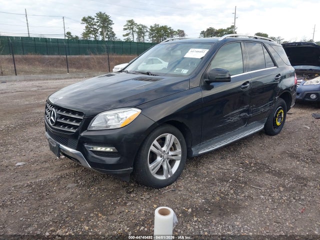 44740492 :رقم المزاد ، 4JGDA5HBXFA505513 vin ، 2015 Mercedes-benz Ml 350 4matic مزاد بيع