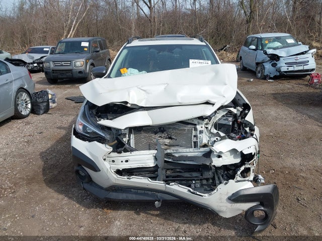 Продаж на аукціоні авто 2024 Subaru Crosstrek Premium, vin: JF2GUADC0R8382401, номер лоту: 44740528