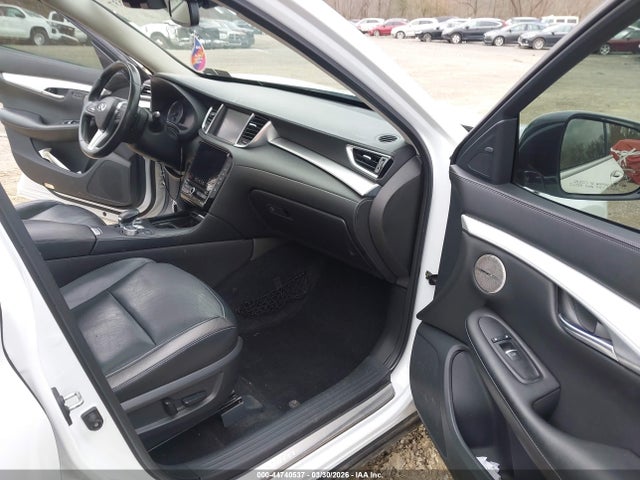 44740537 :رقم المزاد ، 3PCAJ5M36KF126337 vin ، 2019 Infiniti Qx50 Essential مزاد بيع