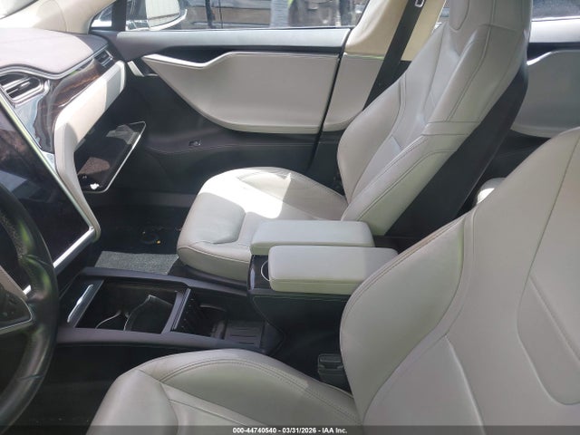 Aukcja sprzedaży 2016 Tesla Model S, vin: 5YJSA1E15GF152753, numer aukcji: 44740540