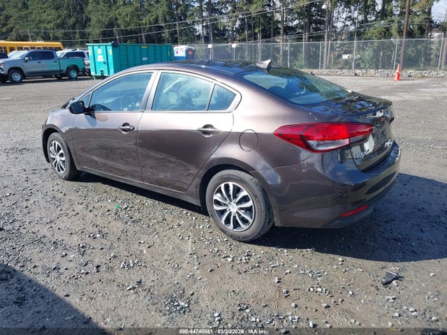 Продаж на аукціоні авто 2018 Kia Forte Lx, vin: 3KPFL4A74JE205429, номер лоту: 44740561
