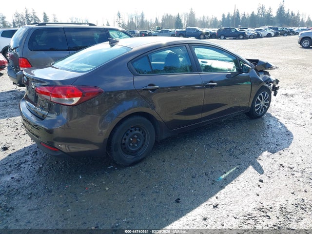 Продаж на аукціоні авто 2018 Kia Forte Lx, vin: 3KPFL4A74JE205429, номер лоту: 44740561