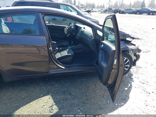 Продаж на аукціоні авто 2018 Kia Forte Lx, vin: 3KPFL4A74JE205429, номер лоту: 44740561