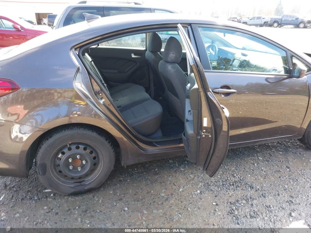 Продаж на аукціоні авто 2018 Kia Forte Lx, vin: 3KPFL4A74JE205429, номер лоту: 44740561