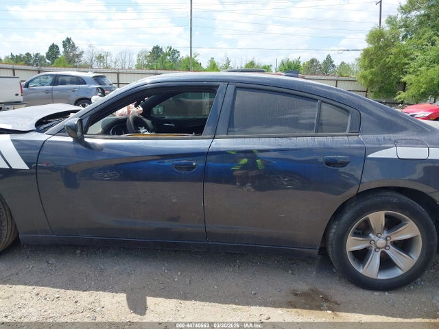 Продажа на аукционе авто 2016 Dodge Charger Sxt, vin: 2C3CDXHG8GH174050, номер лота: 44740563