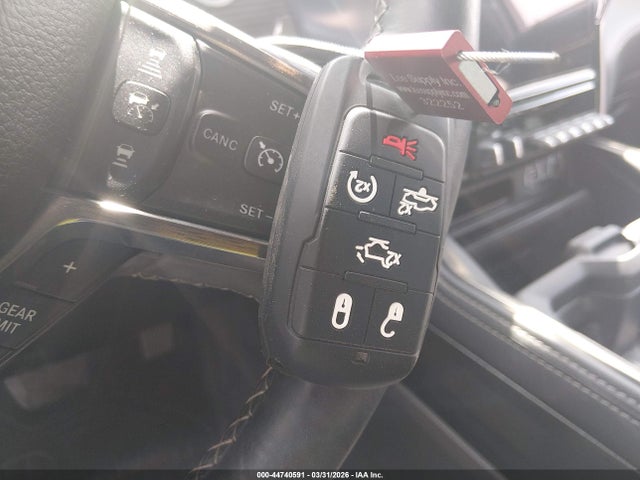 2020 RAM 1500 1C6SRFHT1LN299805 Photo 10