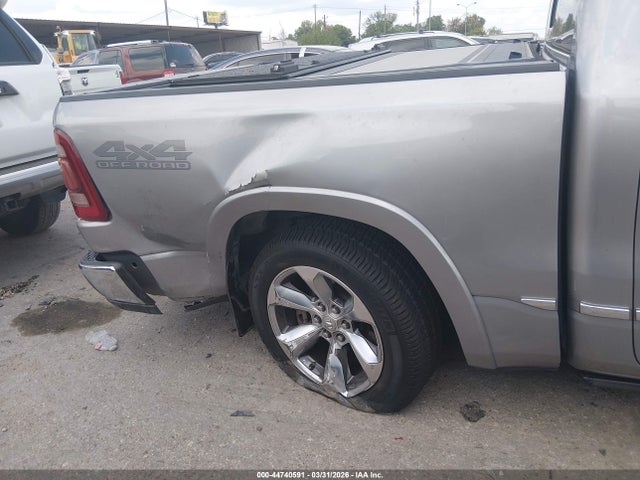 2020 RAM 1500 1C6SRFHT1LN299805 Photo 5